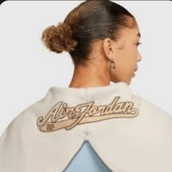 Air Jordan (Madison Chateau Rouge)Light Blue‎ and White Tracksuit. Sz.Sm - Picture 6 of 12